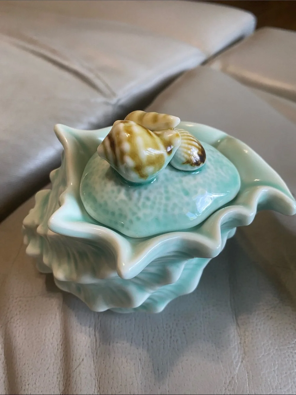 Seafoam Green Ceramic Shell Creamer and Sugar Set
